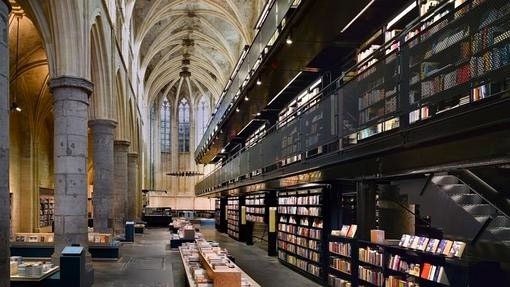 libreria con libros