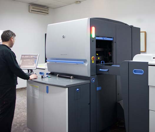 Impresora digital HP Indigo 7600