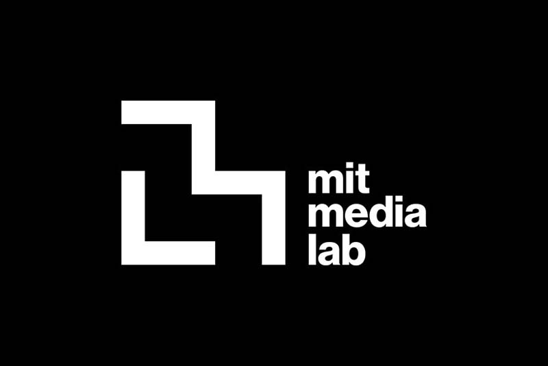 mit logo