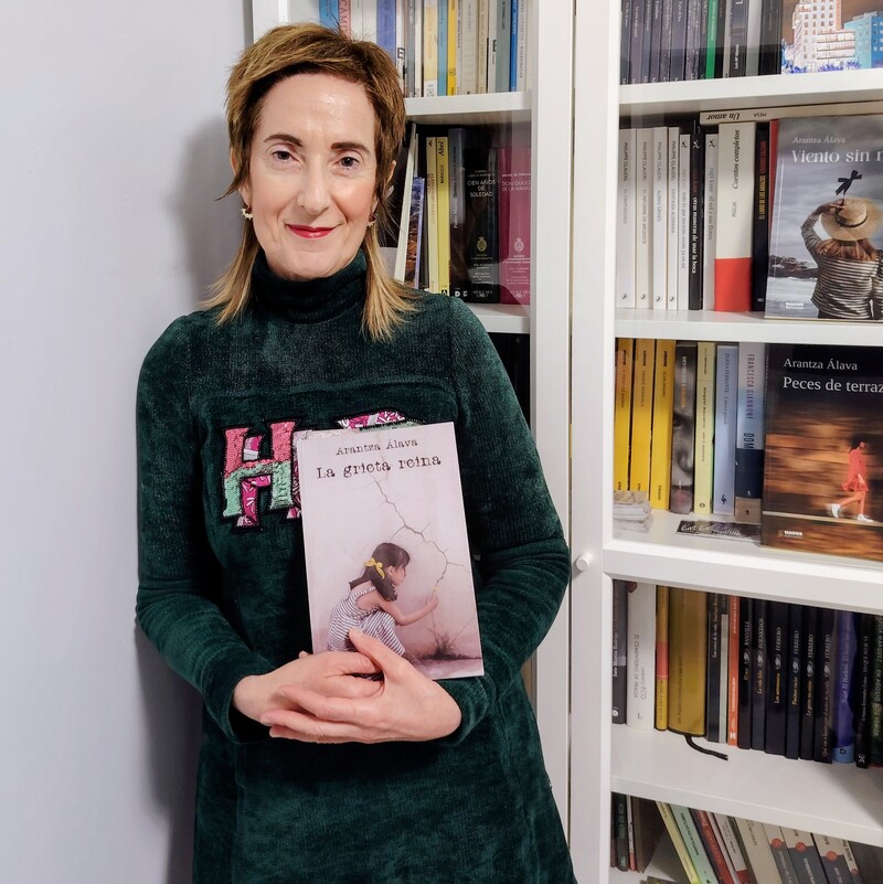 la grieta reina novela de arantza álava